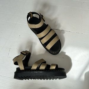 NWOT Dr. Martens Blaire Platform Sandals